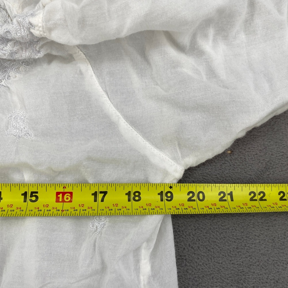 Vintage White Rayon Gauze Floral Embroidered Blouse Boho Scalloped Hem Top India - Picture 6 of 8